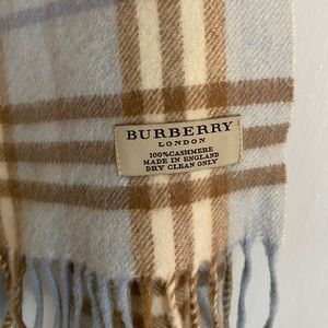 Burberry 100% Cashmere Scarf Light Blue Nova Check
